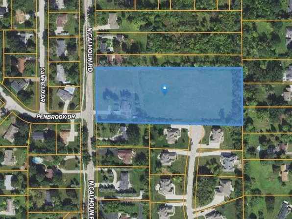 4620 North CALHOUN ROAD, Brookfield, WI 53005
