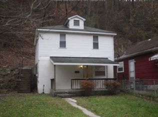 5718 1/2 Victory Ave, Charleston, WV 25304