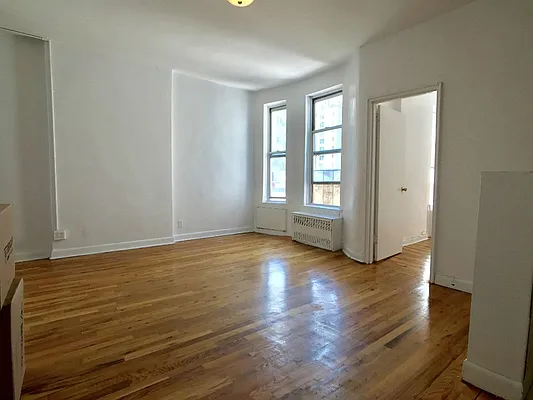 Rented by Sovereign Associates | media 19