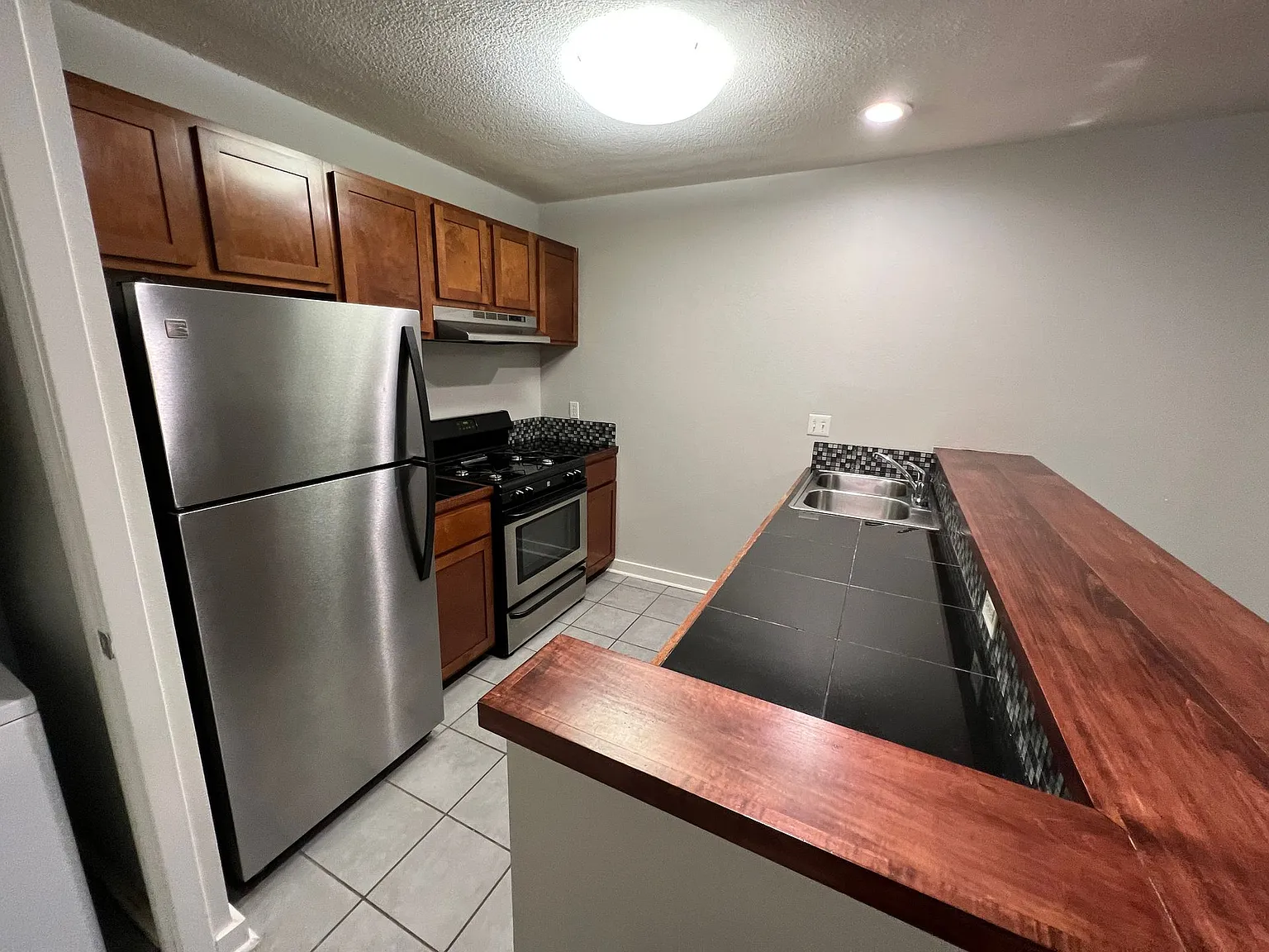 Nob Hill Homes — Photo 2