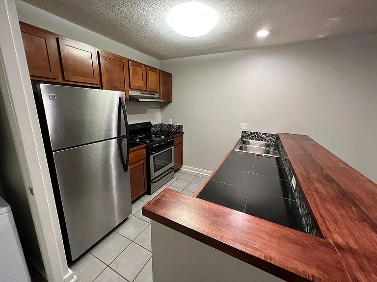 Nob Hill Homes — Photo 2