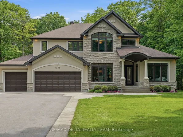 1353 Jules Leger Dr, Ottawa, ON K4C 1E2