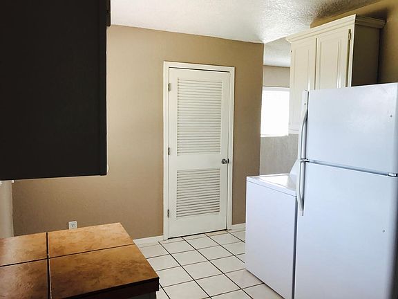 4th image of 10316 Preston Dr