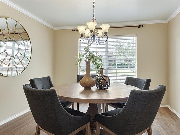 5th image of 1456 Meadow Vista Dr