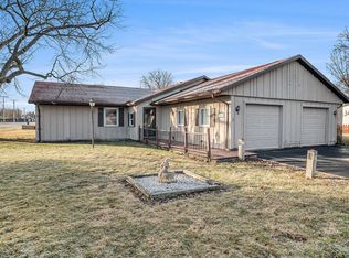 402 S Iroquois St, Goodland, IN