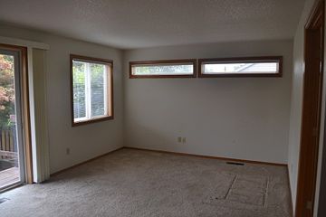 family room off kitchen
