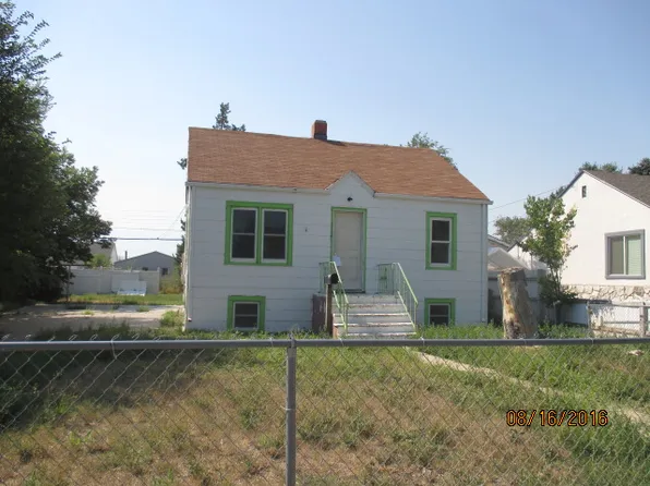 1114 E 15th St, Scottsbluff, NE 69361