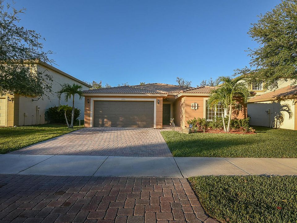 1st image of 2093 SW Marblehead Way