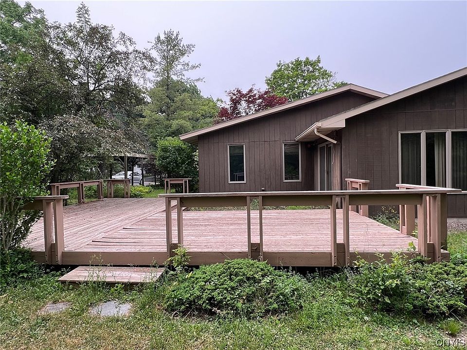 88 Prospect St, Auburn, NY 13021 MLS S1475445 Zillow