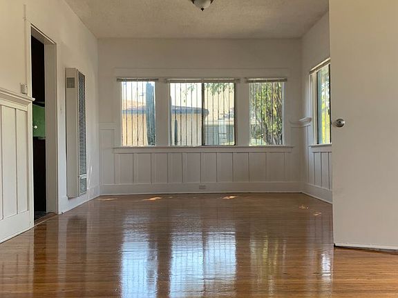 3rd image of 2755 Guirado St