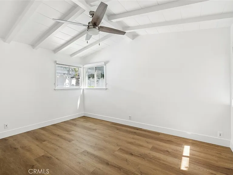 2551 Bayshore Dr — Photo 14