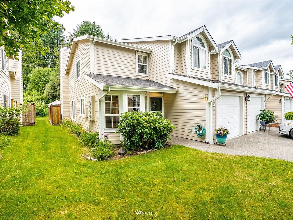 1st image of 5923 Chardonnay Dr SE