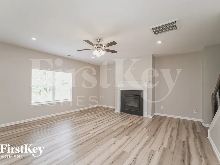 6351 Trinity Crossing Cir — Photo 4