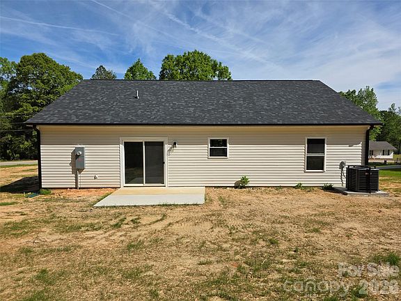 5th image of 308 Zion Church Rd