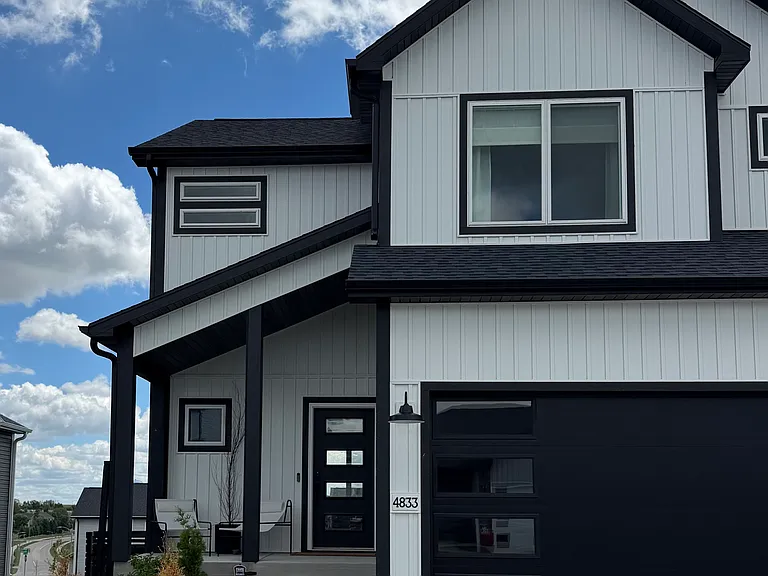 4833 Cornice Loop — Photo 2