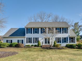 8 Concord Rd, Whippany, NJ 07981