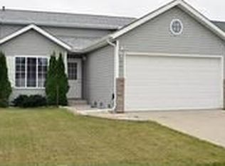 1904 56th Ave S, Fargo, ND 58104