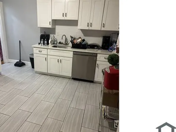 8 Fessenden St APT 1, Mattapan, MA 02126