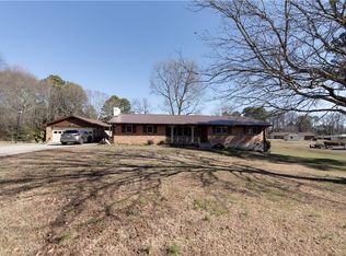 2379 Eastwood Dr, Snellville, GA 30078