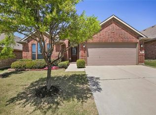 3949 Hollow Lake Rd, Roanoke, TX 76262