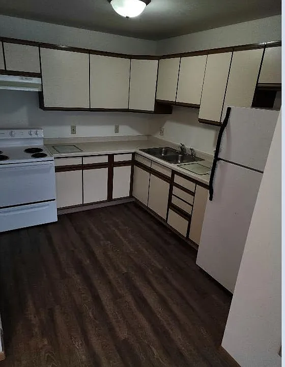 1101 Connie Rd #1