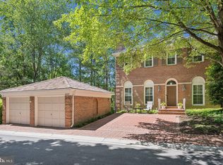 8009 Rising Ridge Rd, Bethesda, MD 20817