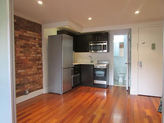 Rented by Westminster Management | media 8