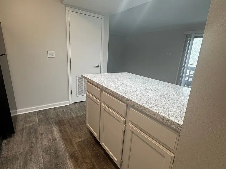 The Vibe at 8035 Apartments — Photo 50