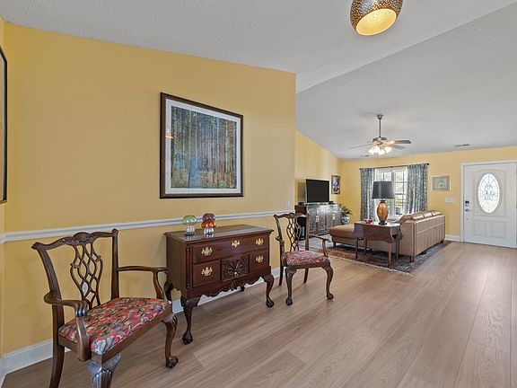 4th image of 1508 Odiham Pl.