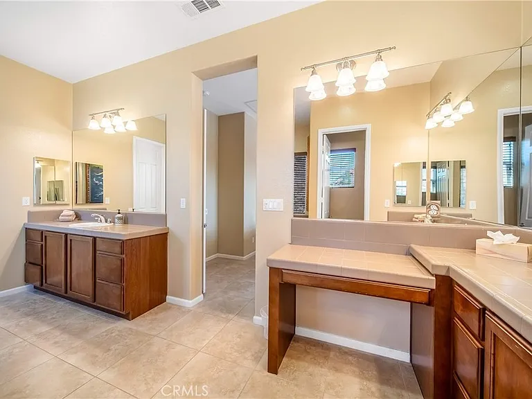 40834 Adriatico Ct — Photo 27