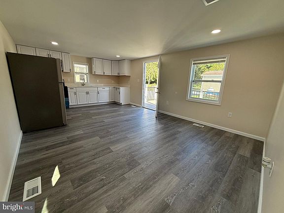 5th image of 4600 Sykesville Rd #103