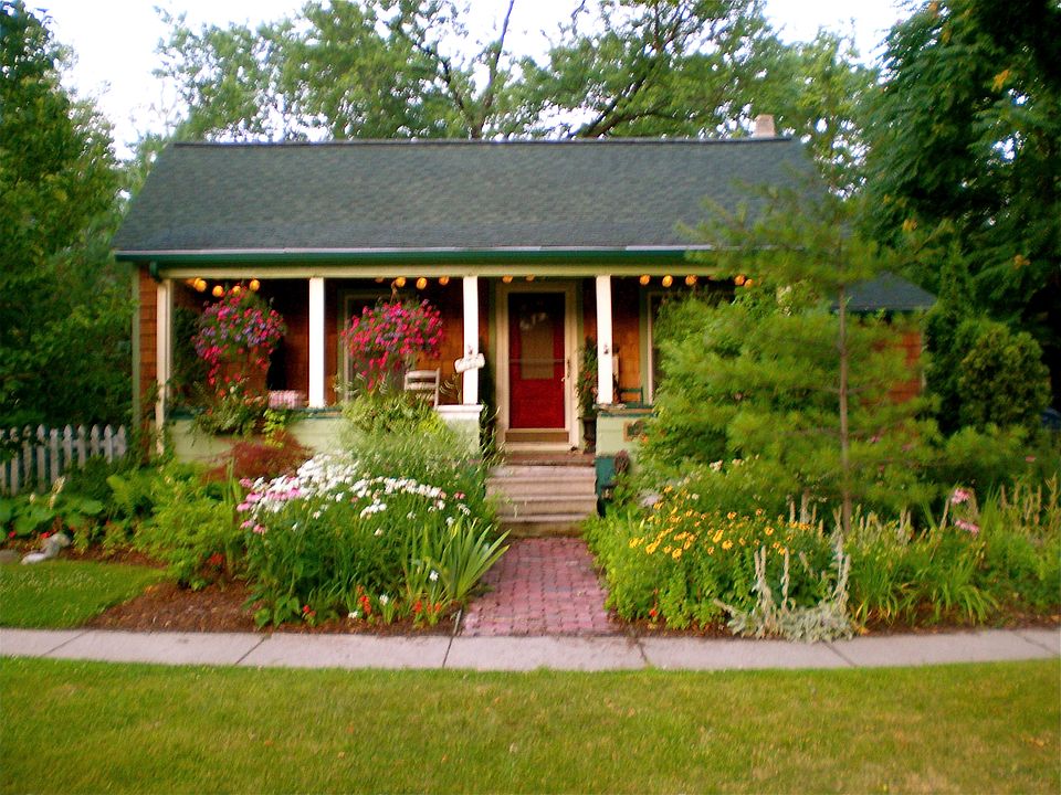 209 W Sibley St, Howell, MI 48843 Zillow