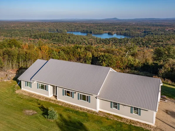 35 Wagon Wheel Way, Liberty, ME 04949
