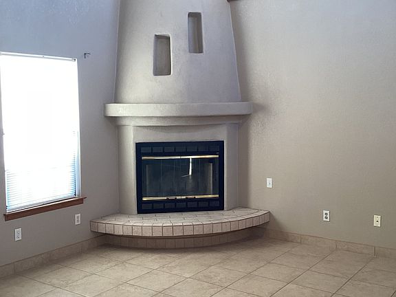 4th image of 2085 Pinetrail St