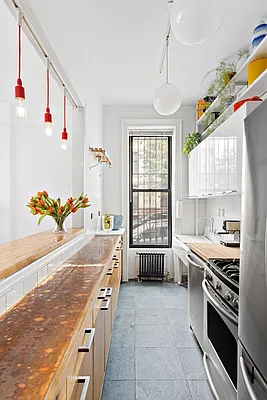 Sold by Compass | media 5