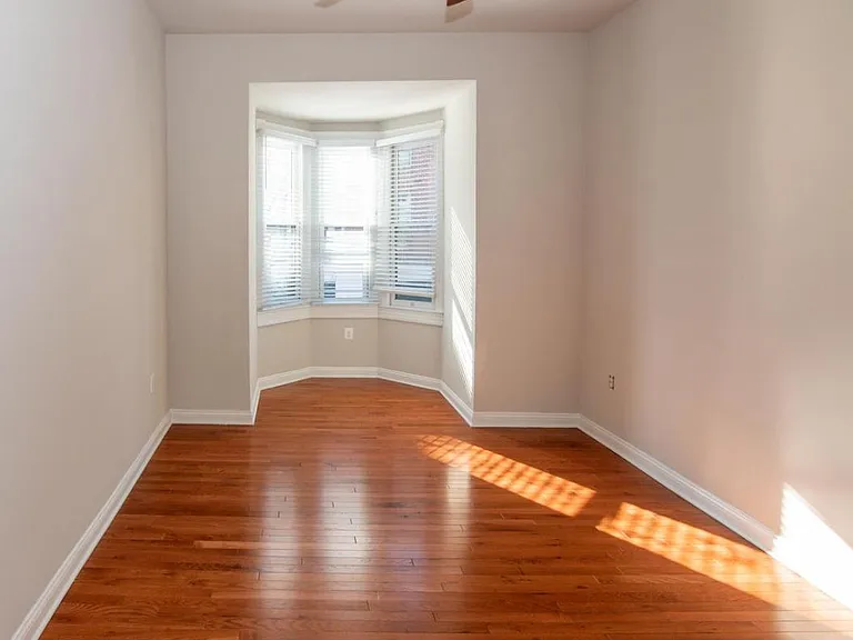 2 E Preston St #5 — Photo 1