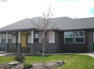 902 Willamette Ave, Umatilla, OR 97882