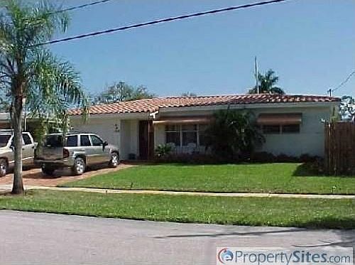 1st image of 1900 SW 23rd Ave