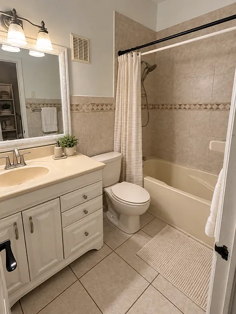3 bed, 1250 sqft, $3,400 — Photo 3