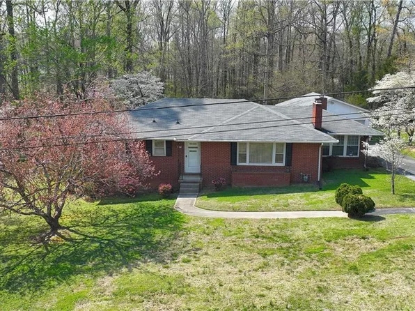 117 Hillcrest Rd, Thomasville, NC 27360