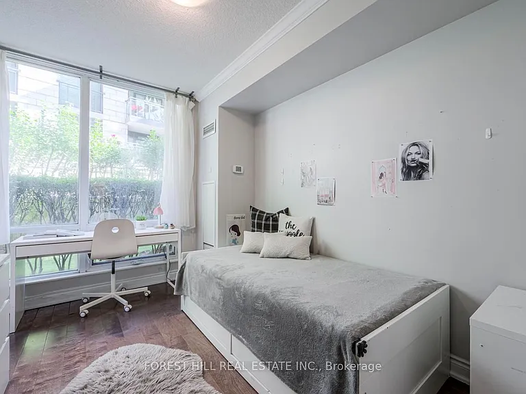 38 William Carson Cres #114 — Photo 32