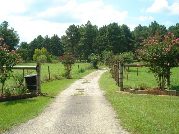 3rd image of 16355 County Road 373