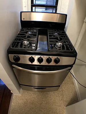 Rented by Newcastle Realty Services | media 10