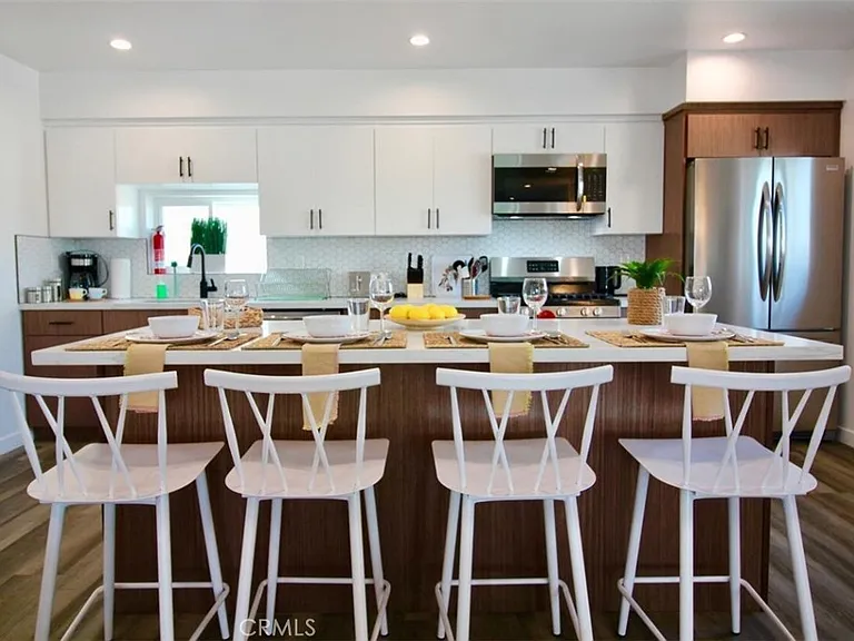 1416 S Cloverdale Ave #1416 — Photo 9