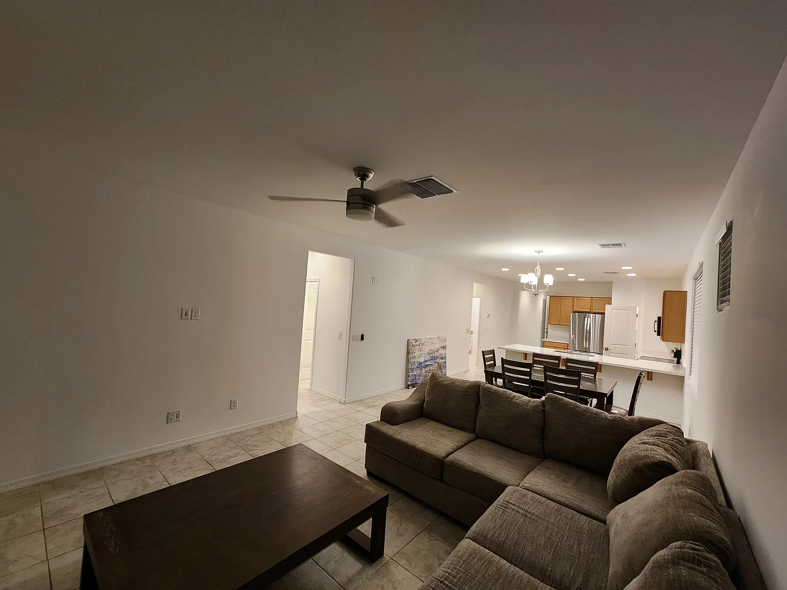 5 bed, 1960 sqft, $3,750 — Photo 3