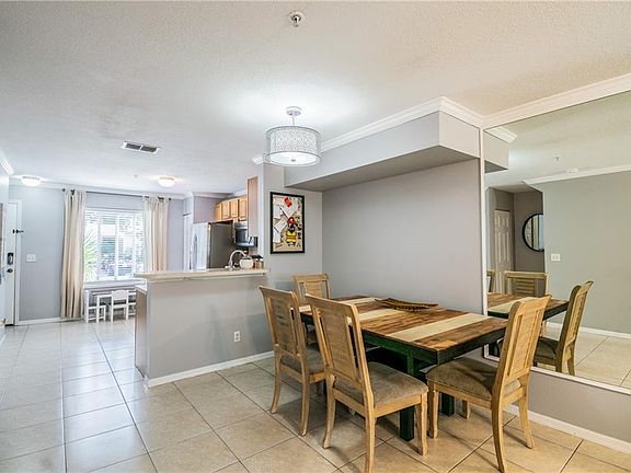 4th image of 604 Brigadoon Dr