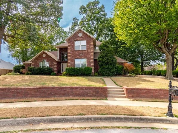 4473 W Castlebury Ln, Fayetteville, AR 72704