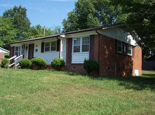 2007 Chelsea Ln, Greensboro, NC 27406
