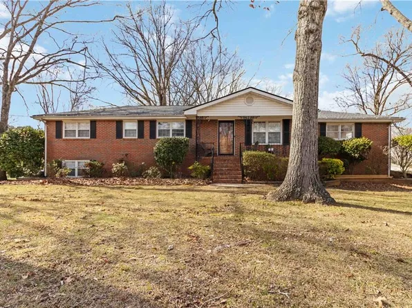 3829 Reynolds Rd, Douglasville, GA 30135