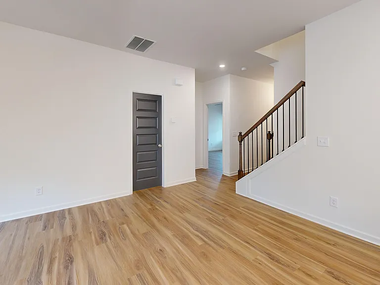 Quinn Residences at Dorchester Place — Photo 34
